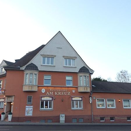 Gasthof & Restaurant "Am Kreuz" Есен Екстериор снимка