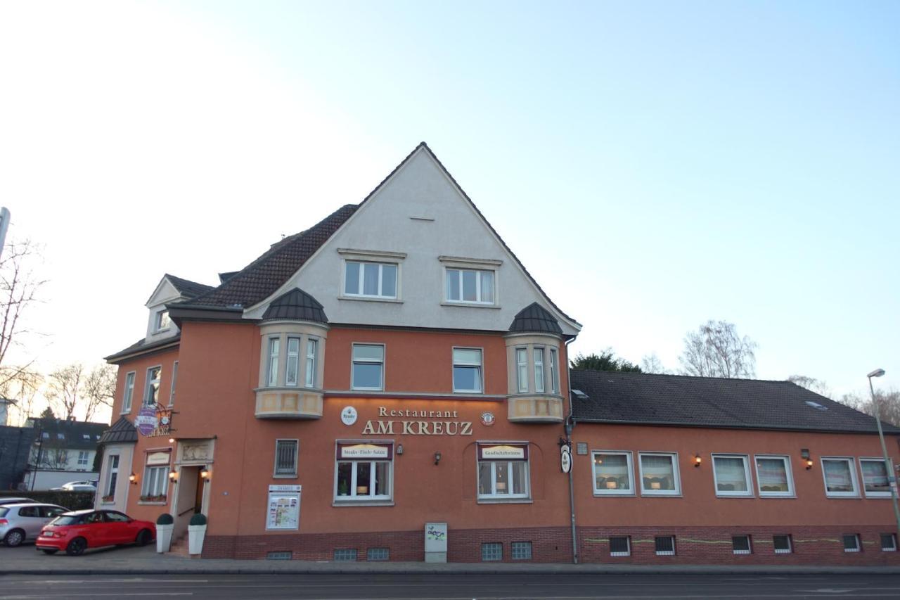 Gasthof & Restaurant "Am Kreuz" Есен Екстериор снимка